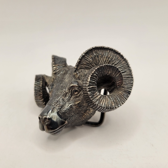 Vintage Signed Wathne Ltd Aged Silver Ram Mountain Goat Head Belt Buckle - Picture 1 of 7